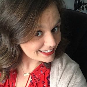 Meet your Posher, Virginia